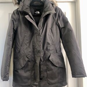The North Face Women’s Arctic Parka Jacket, size M